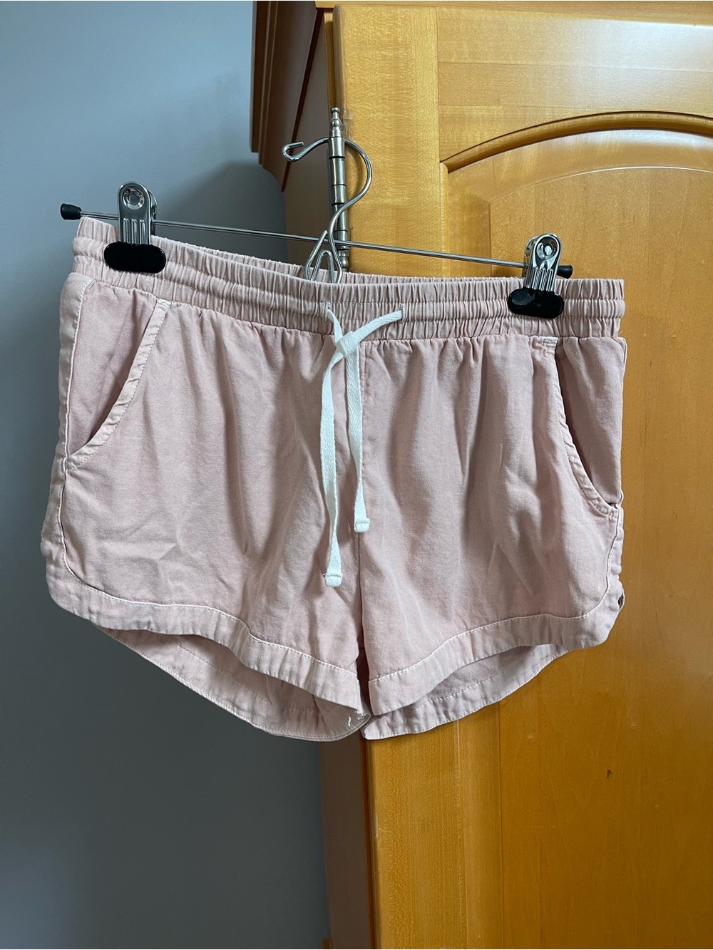 Billabong Pale Peach Drawstring Casual Shorts Medium